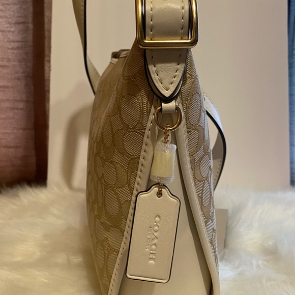 COACH SMALL Dufflette In Signature Jacquard - Picture 4 of 4